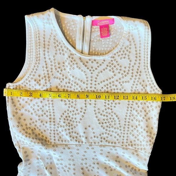 CATHERINE MALANDRINO ~ White Knit Dress with Polka Dot Pattern Design ~ … - Picture 3 of 6